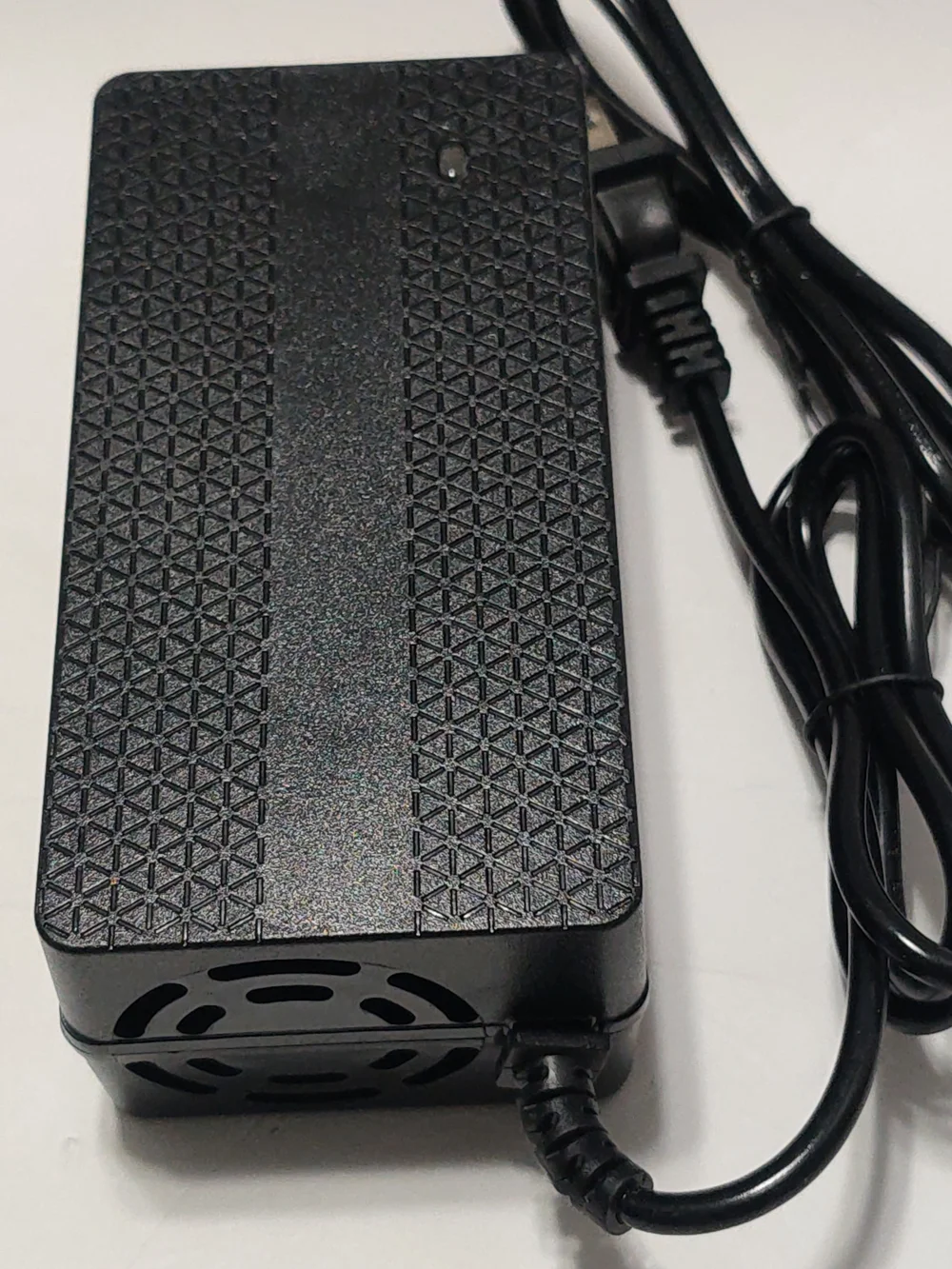 YAREMYEYE 24V 5A Lead-Acid Battery Charger